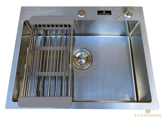 Мойка для кухни из нержавейки PVD Сатин 600х450 LUXWASSER 31204 + Сифон, коландер, дозатор мыла Мойка для кухни из нержавейки PVD Сатин 600х450 LUXWASSER 31204 + Сифон, коландер, дозатор мыла